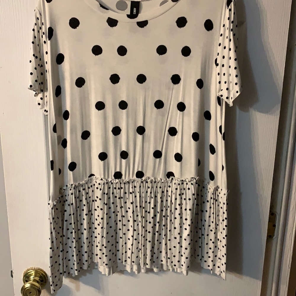 Agnes & Dora Ruffle Tee